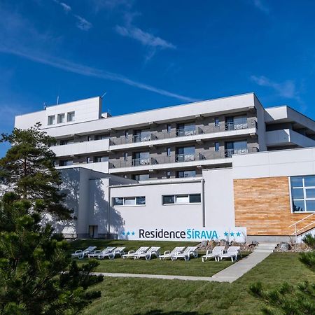 Residence Sirava *** Kaluža エクステリア 写真