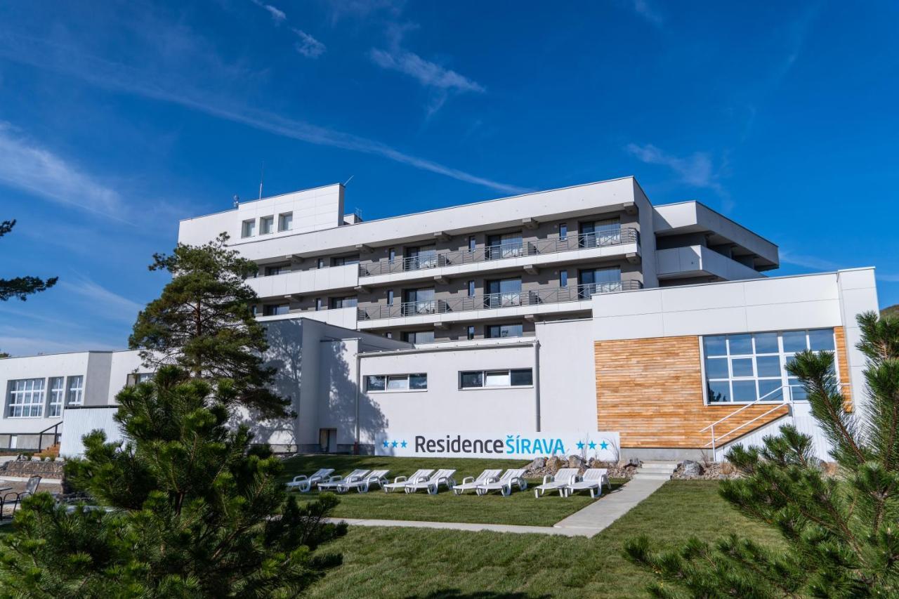 Residence Sirava *** Kaluža エクステリア 写真