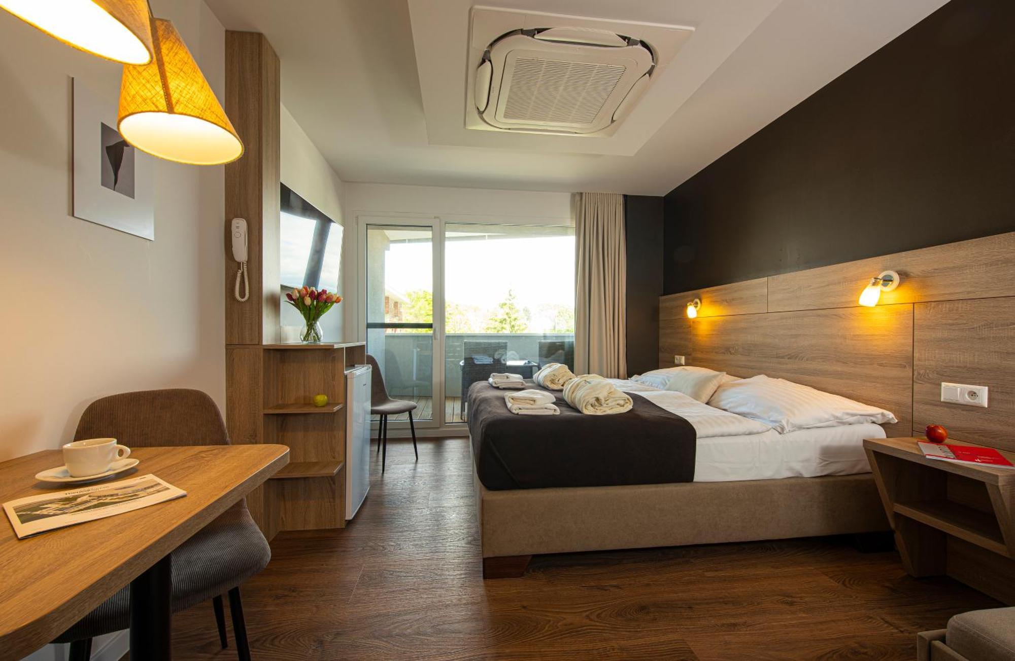 Residence Sirava *** Kaluža エクステリア 写真